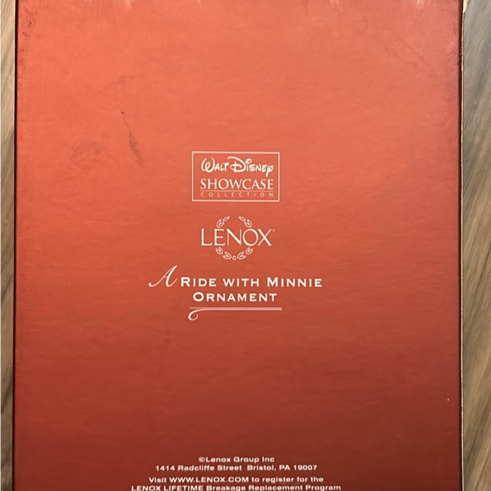 Lenox Disney Minnie Mouse Ornament - Picture 2 of 2